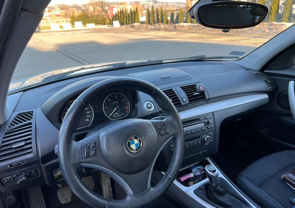 BMW Seria 1 cena 27900 przebieg: 138605, rok produkcji 2011 z Ustroń małe 704